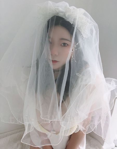 能看见下面一进一出的视频_高清免费播放