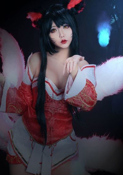 欧美丝袜日韩五月天_720高清完整版