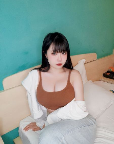 绯色avcom_BD国语完整版观看