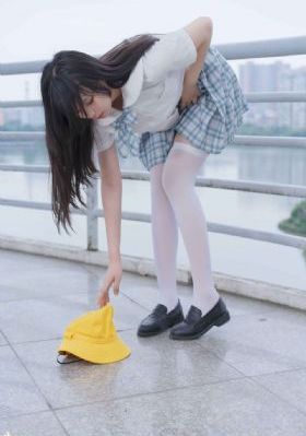 日韩开心色中文字幕_超清迅雷电影在线