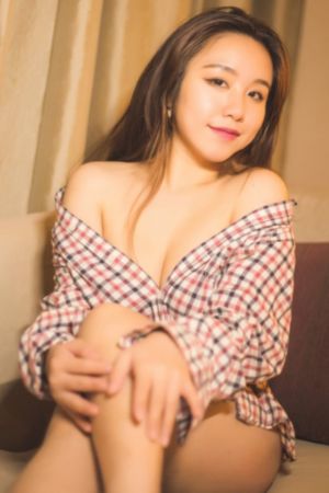 男朋友弄湿我还问我哪里难受_HD电影免费在线