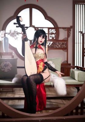 紫龙插花芯骨科_JVID性感写真