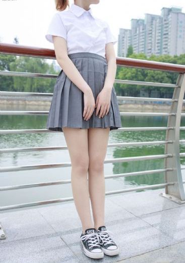 擼擼色在线看观看免费_蓝光高清在线观看