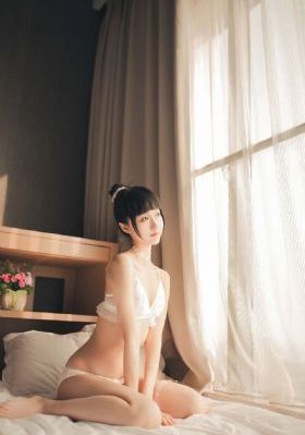 美女国产在线观看免费收看_1080P高清完整版播放